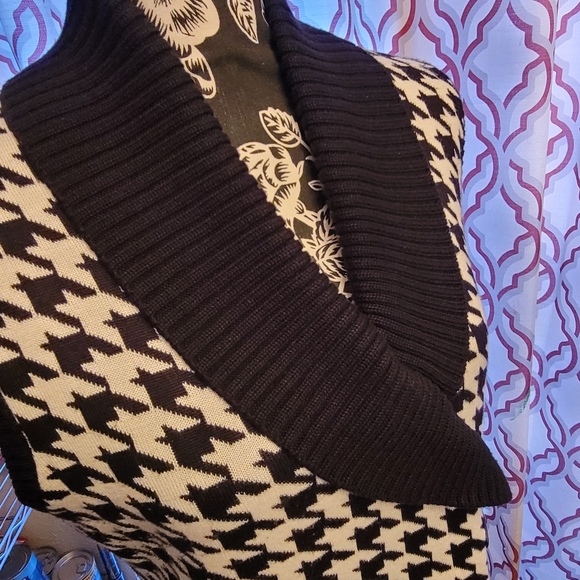 Calvin Klein Sweater Dress - Picture 2 of 4